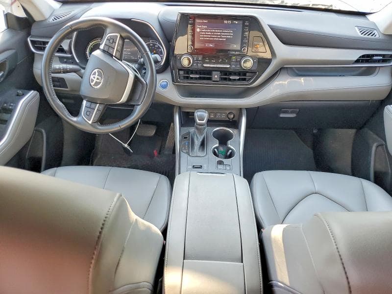 2022 TOYOTA HIGHLANDER HYBRID XLE 8