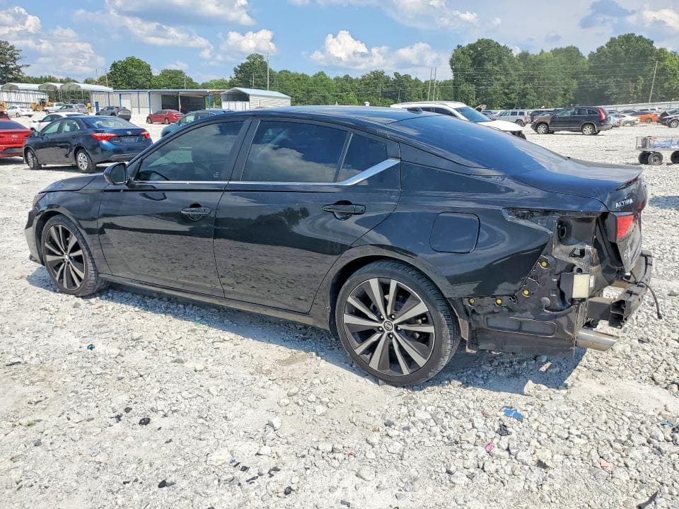 2022 NISSAN ALTIMA SR 2