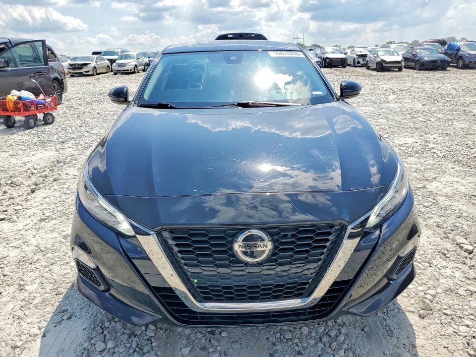 2022 NISSAN ALTIMA SR 5