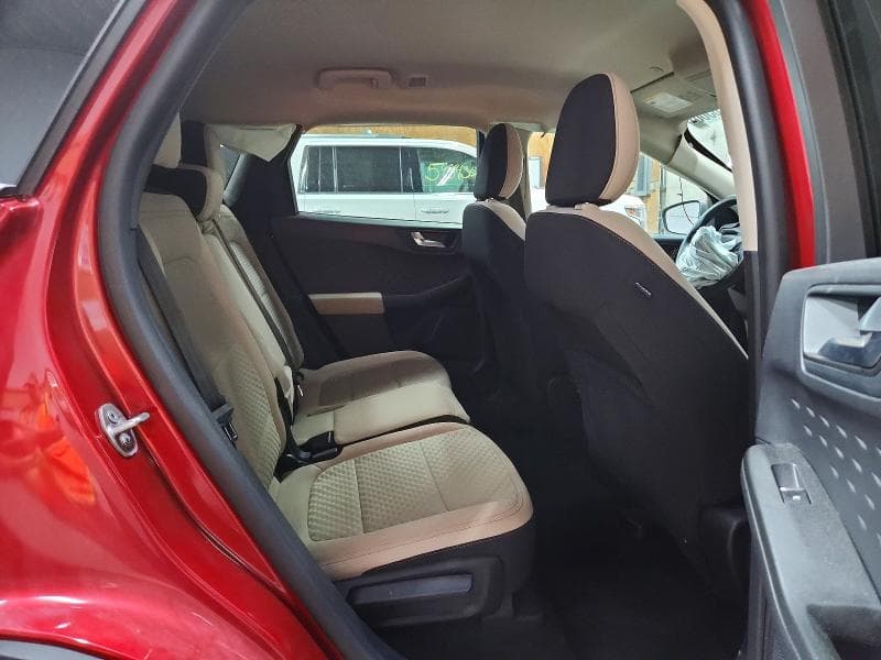 2020 FORD ESCAPE SE SE 11