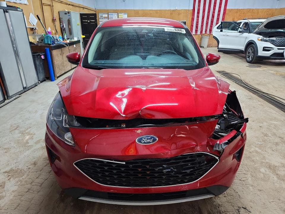 2020 FORD ESCAPE SE SE 5
