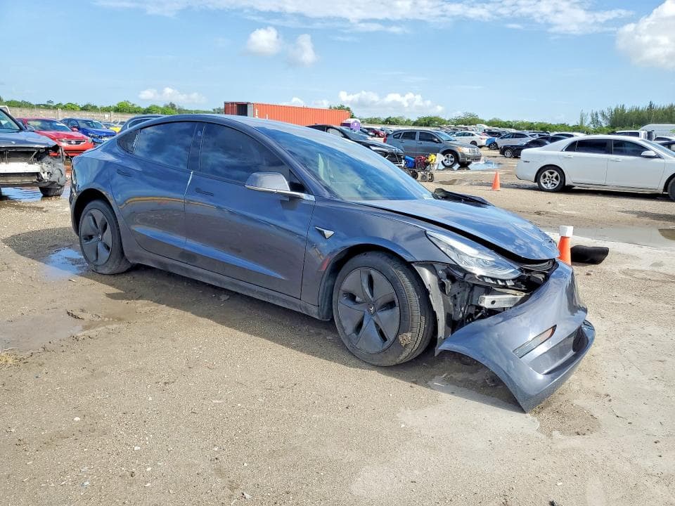 2020 TESLA MODEL 3 4