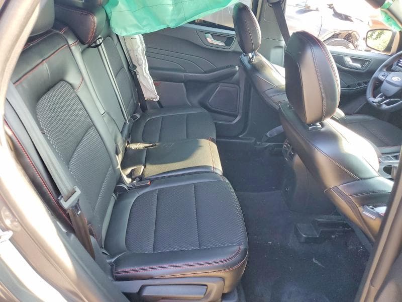 2024 FORD ESCAPE ST LINE 11