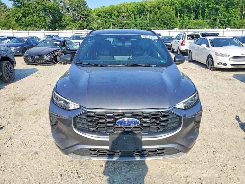 2024 FORD ESCAPE ST LINE 5