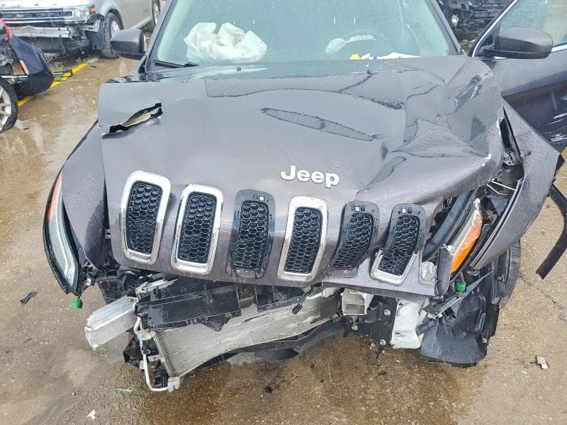 2018 JEEP CHEROKEE LIMITED 12