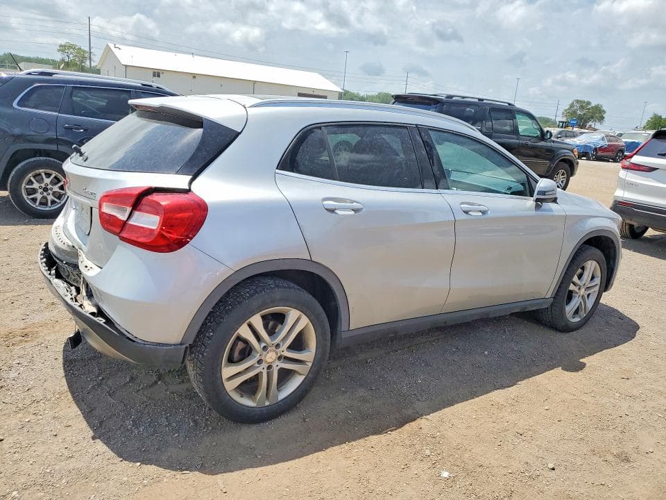 2017 MERCEDES-BENZ GLA 250 4MATIC 250 4MATIC 3