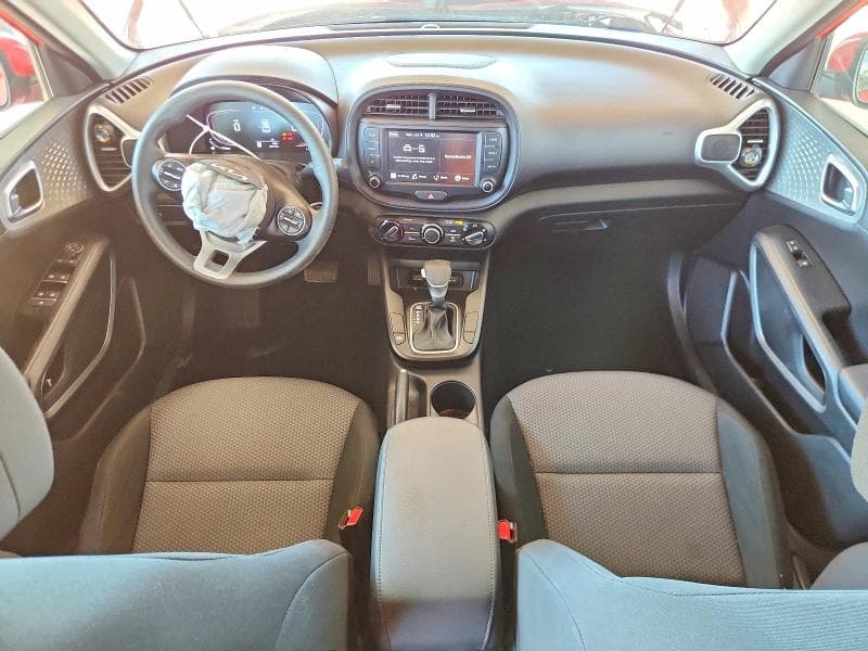 2023 KIA SOUL LX 8