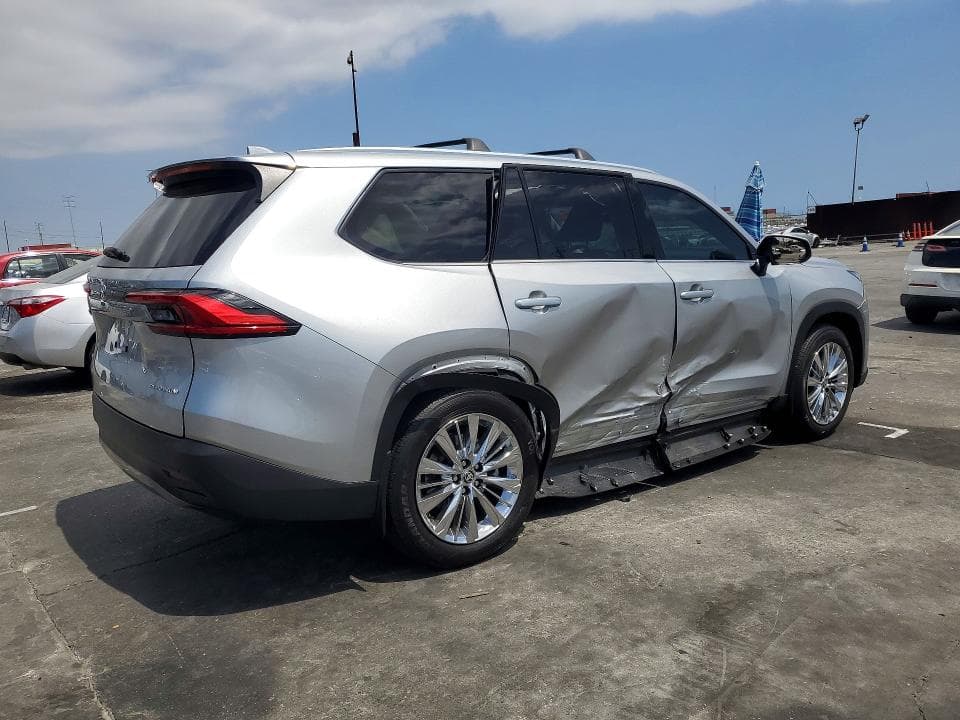 2024 TOYOTA GRAND HIGHLANDER PLATINUM 3