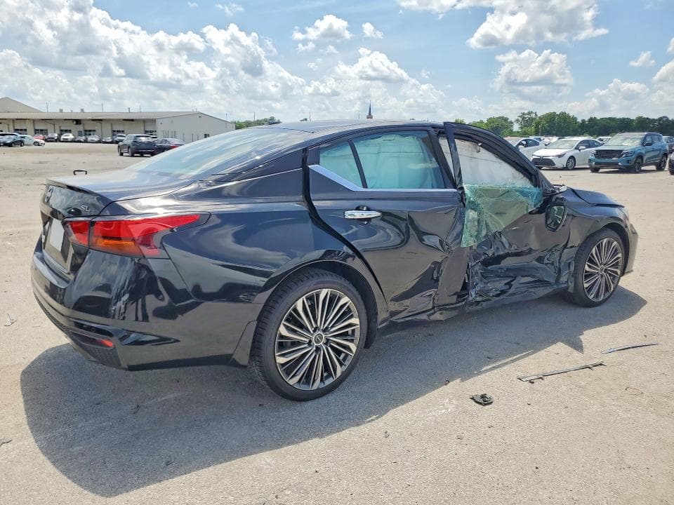 2024 NISSAN ALTIMA SL 3