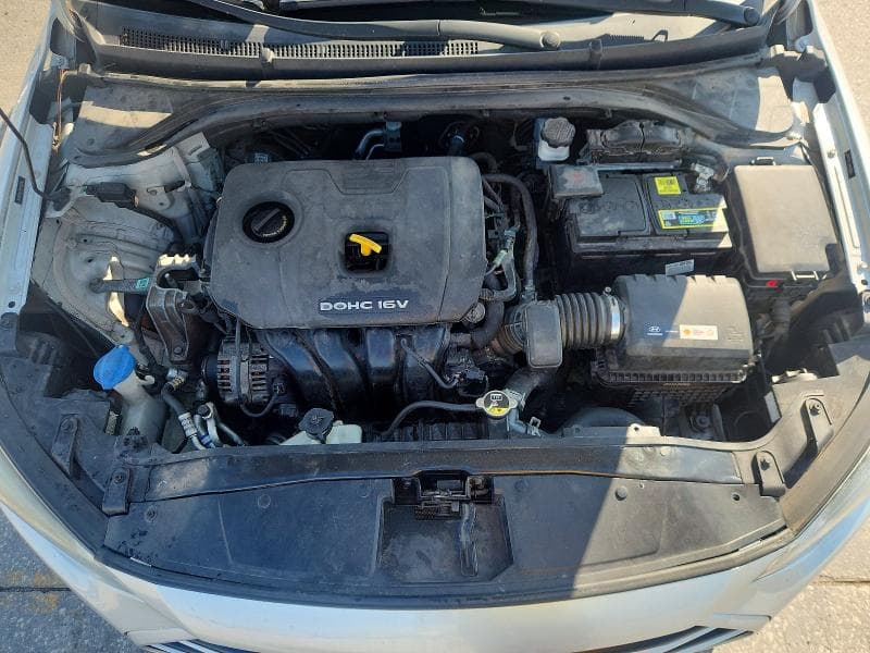 2017 HYUNDAI ELANTRA SE SE 11