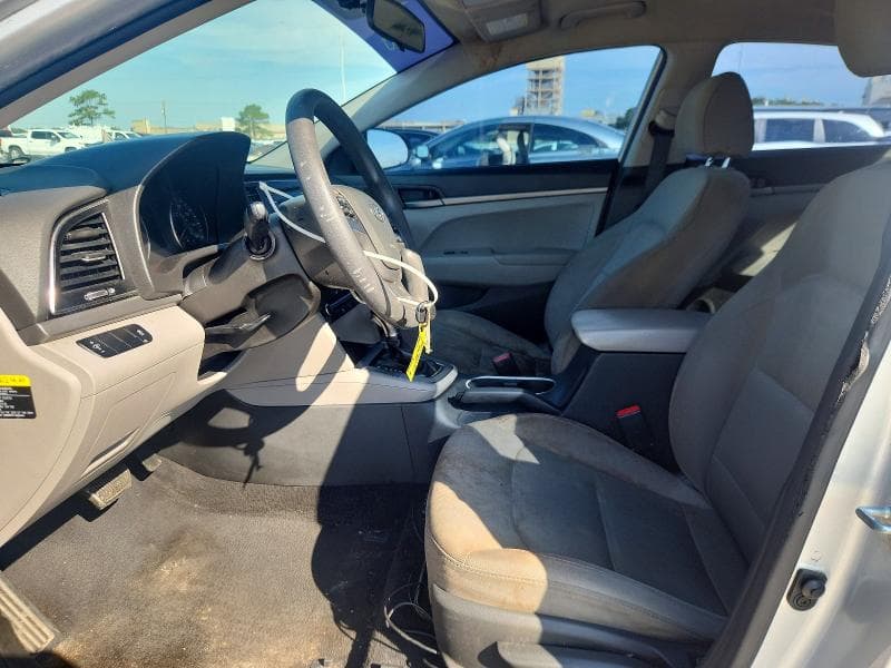 2017 HYUNDAI ELANTRA SE SE 7