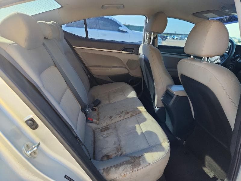 2017 HYUNDAI ELANTRA SE SE 10