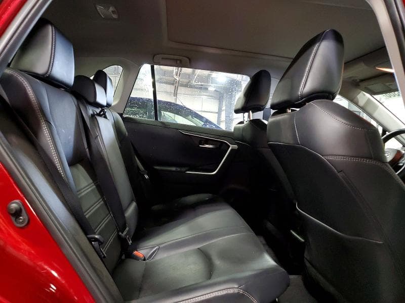 2021 TOYOTA RAV4 LIMITED LIMITED 11