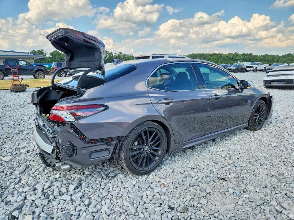 2022 TOYOTA CAMRY XSE XSE 3
