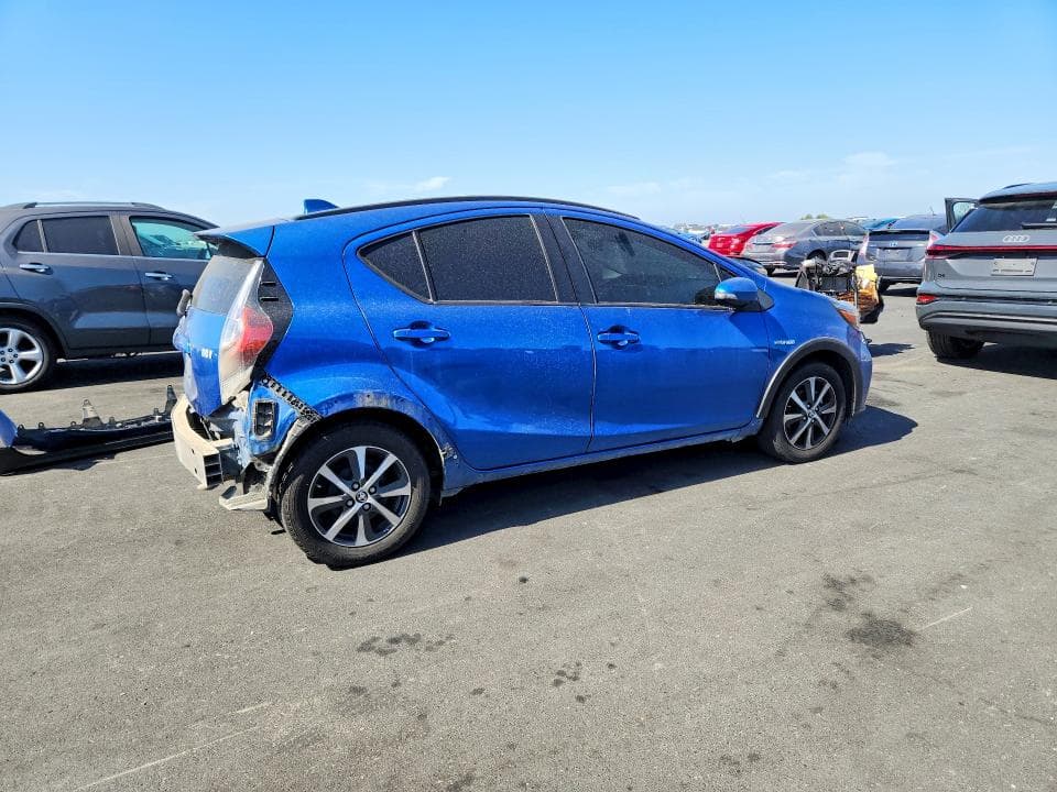 2018 TOYOTA PRIUS C ONE 3