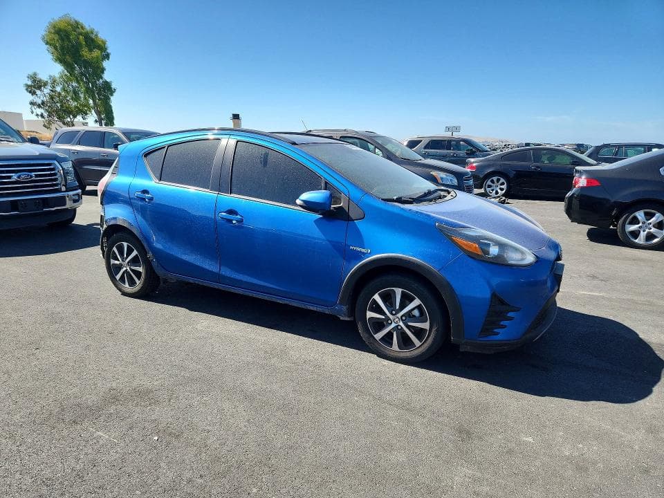 2018 TOYOTA PRIUS C ONE 4