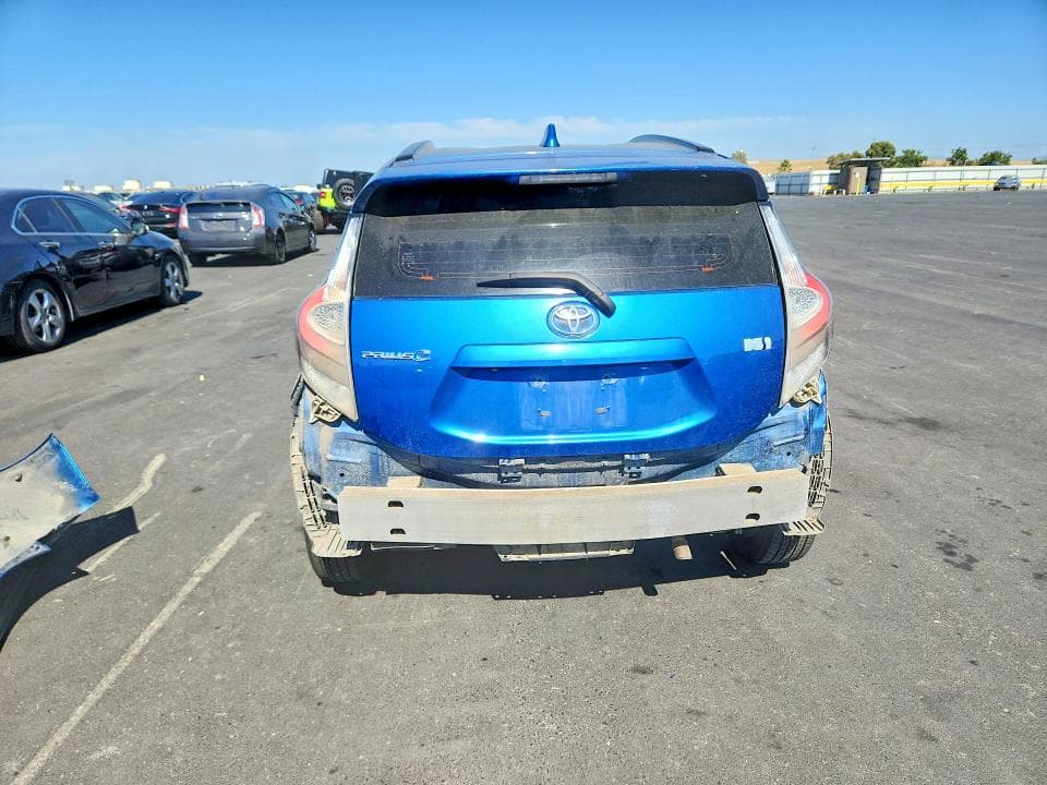 2018 TOYOTA PRIUS C ONE 6