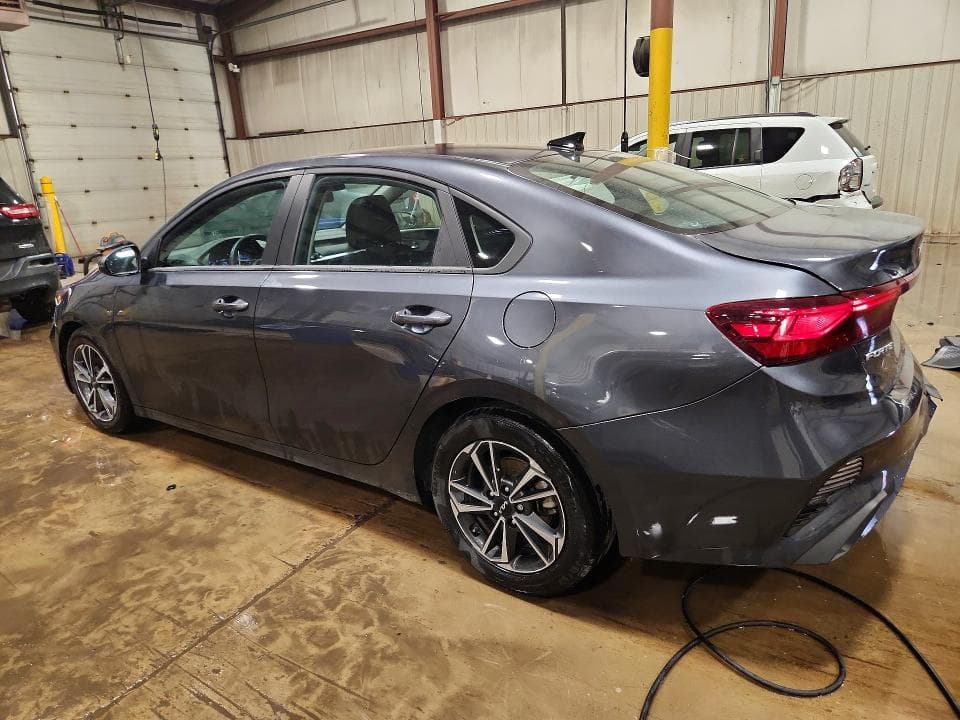 2024 KIA FORTE LXS 2