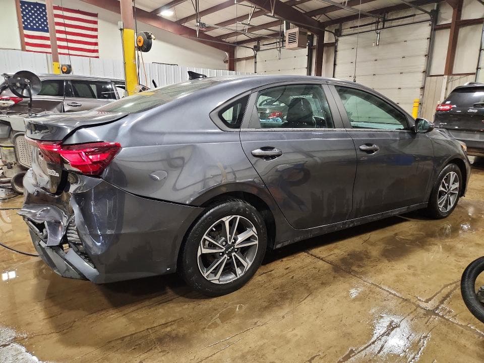 2024 KIA FORTE LXS 3