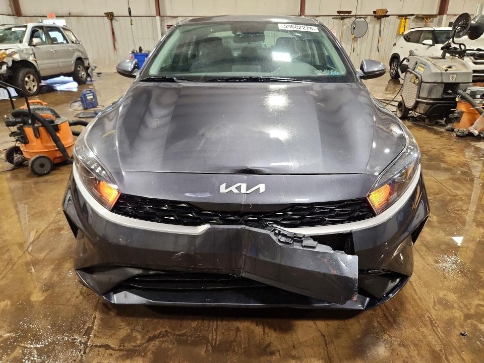 2024 KIA FORTE LXS 5