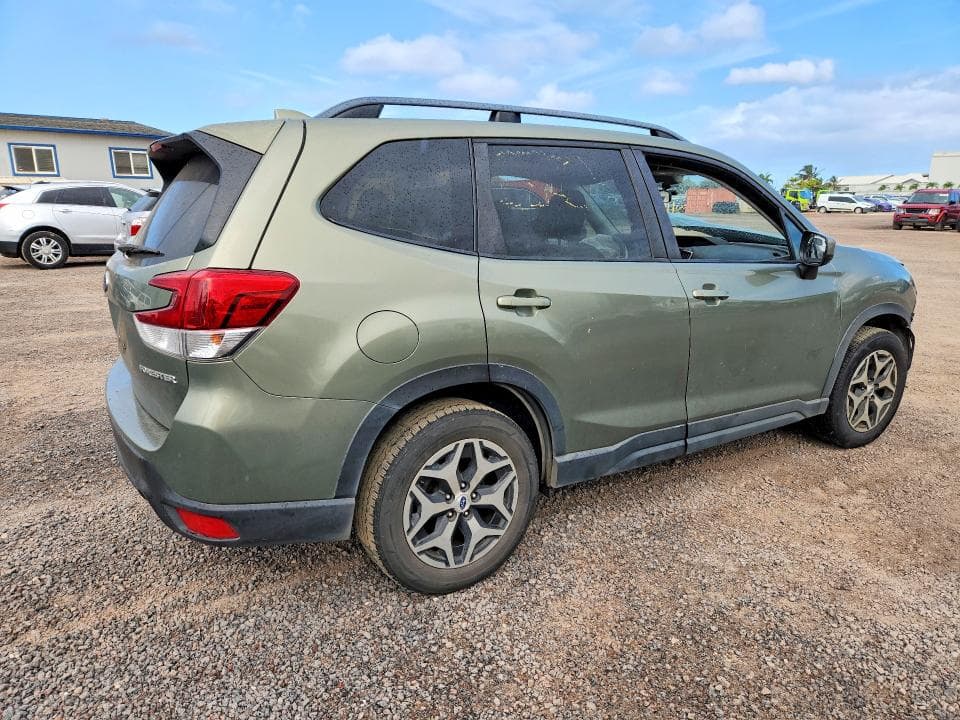 2019 SUBARU FORESTER PREMIUM PREMIUM 3