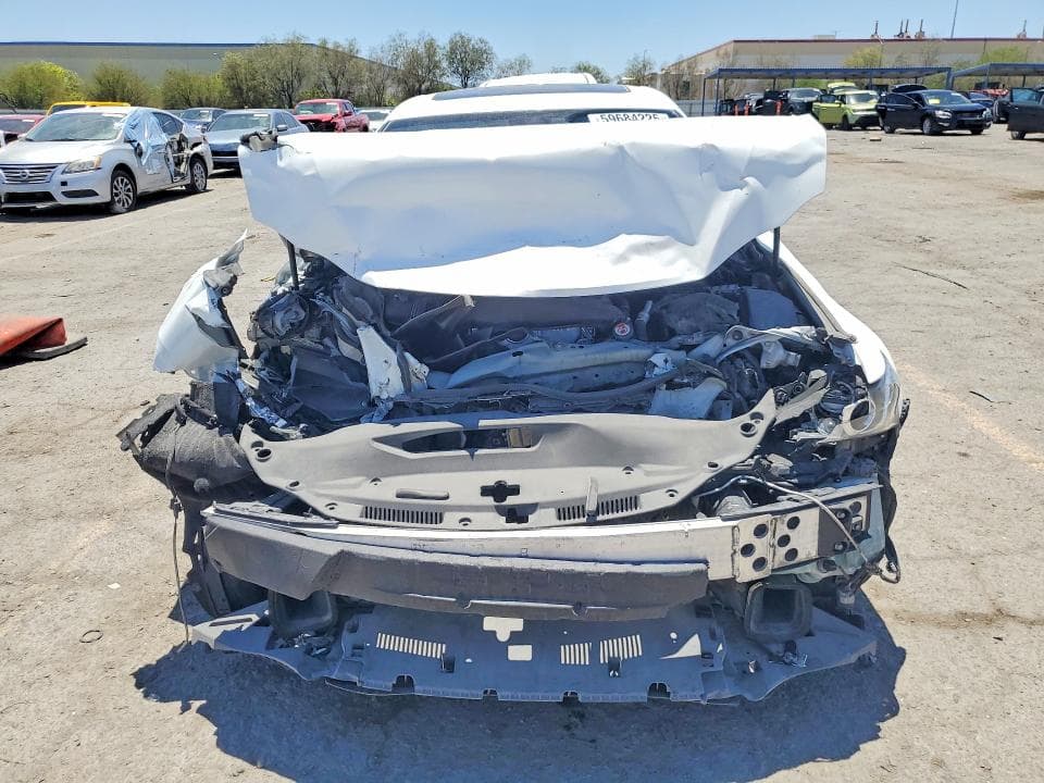 2017 LEXUS IS 200T 5