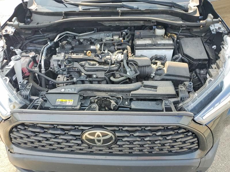 2022 TOYOTA COROLLA CROSS LE 12