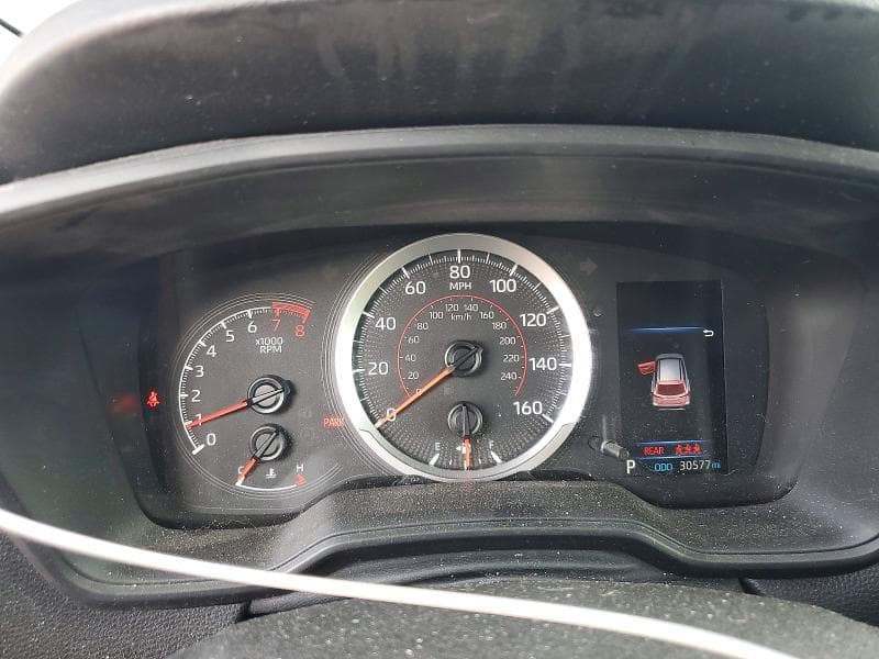 2022 TOYOTA COROLLA CROSS LE 9