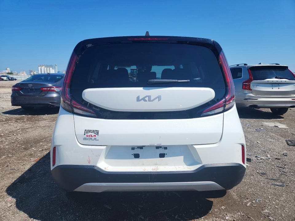 2025 KIA SOUL LX 6