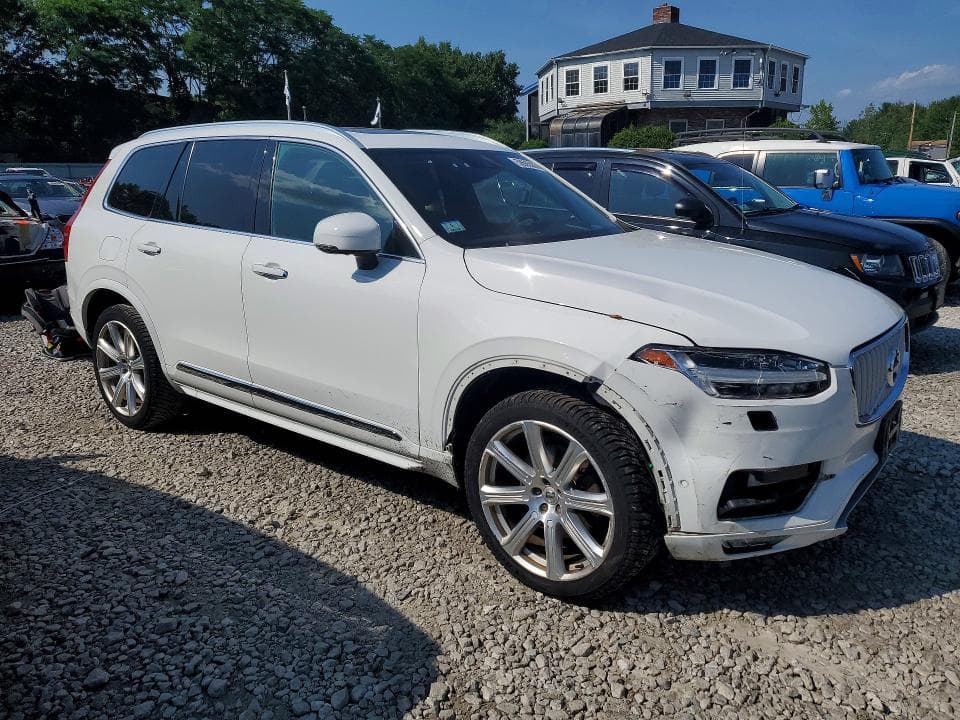 2017 VOLVO XC90 T6 4