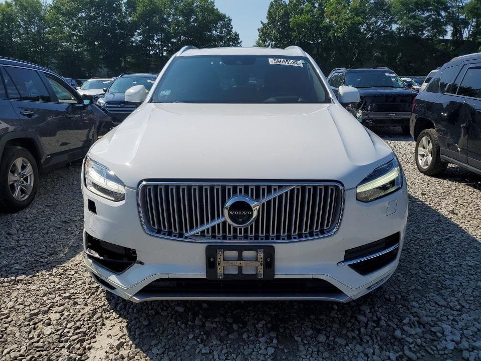 2017 VOLVO XC90 T6 5