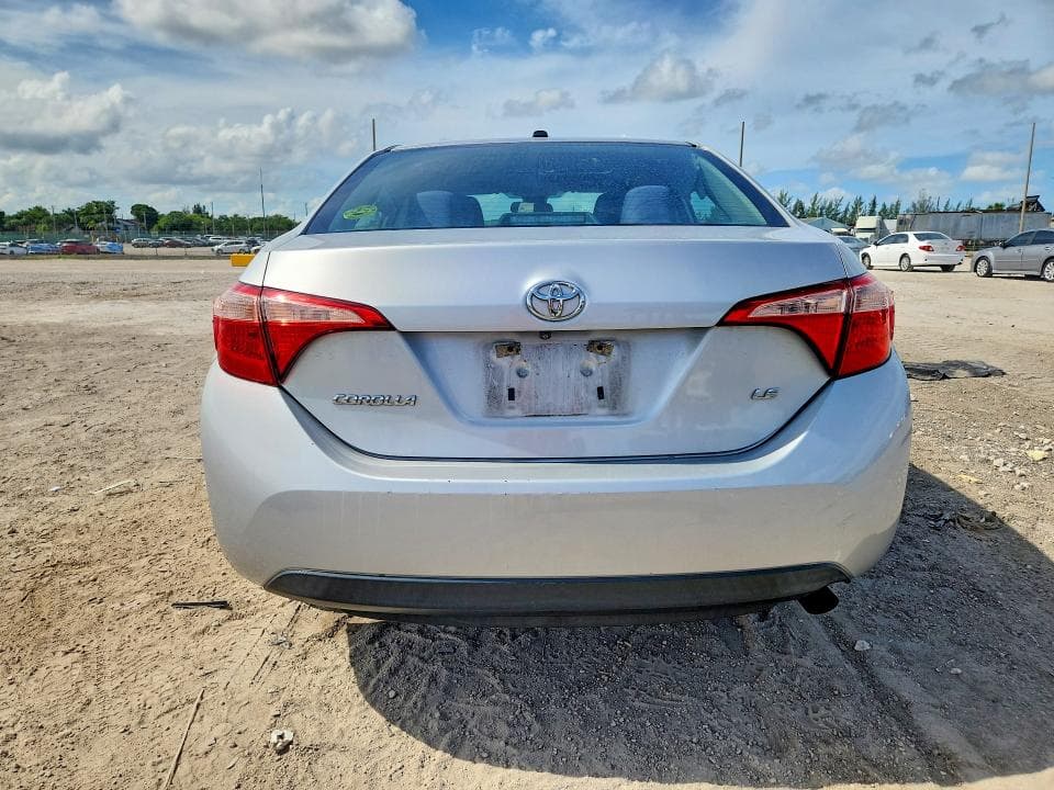 2017 TOYOTA COROLLA LE LE 6