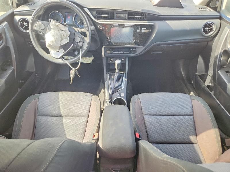 2017 TOYOTA COROLLA LE LE 8