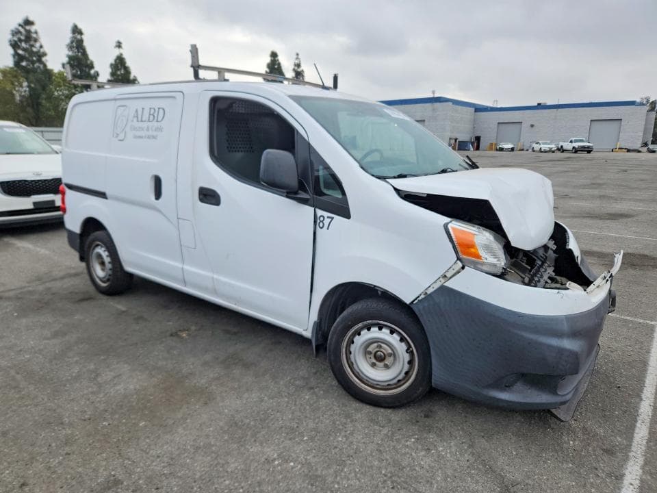 2017 NISSAN NV200 S 4