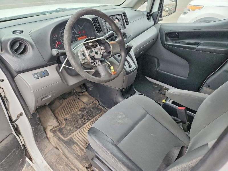 2017 NISSAN NV200 S 8