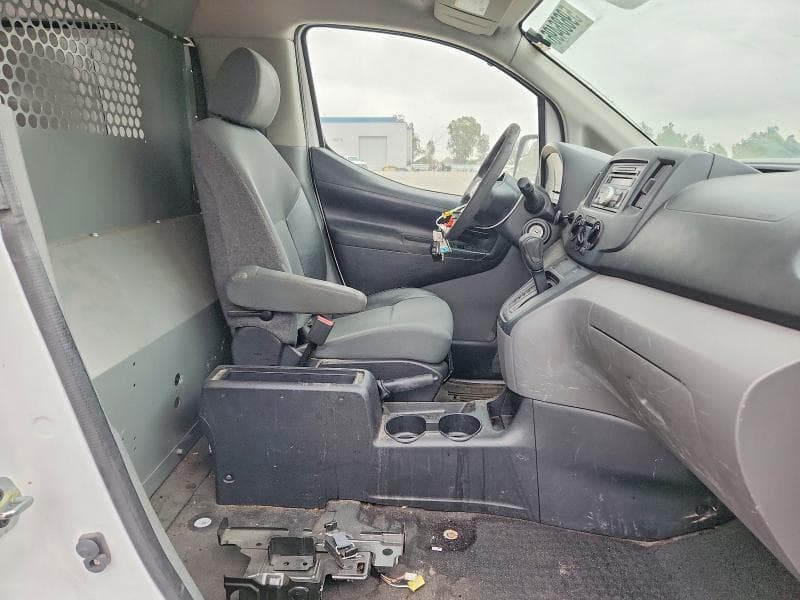 2017 NISSAN NV200 S 10