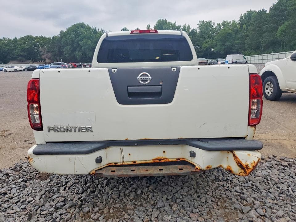 2018 NISSAN FRONTIER S 6