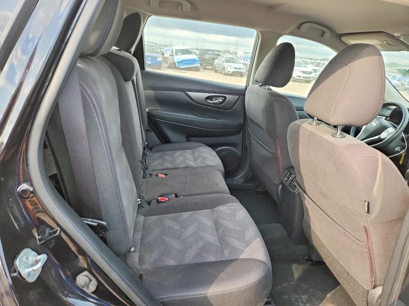 2016 NISSAN ROGUE S 10