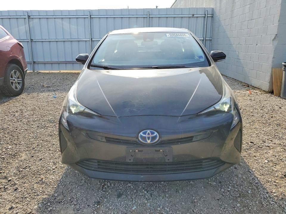 2017 TOYOTA PRIUS TWO 5