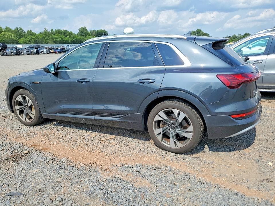 2021 AUDI E-TRON PREMIUM 2