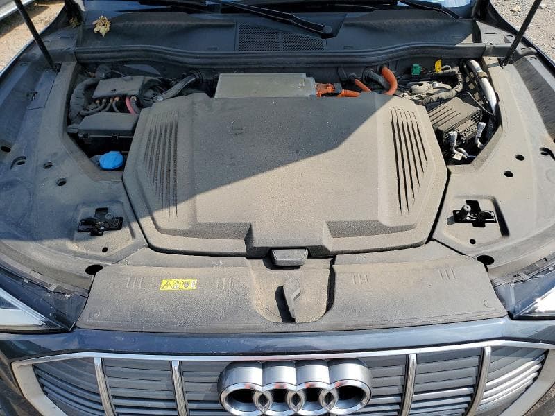 2021 AUDI E-TRON PREMIUM 12