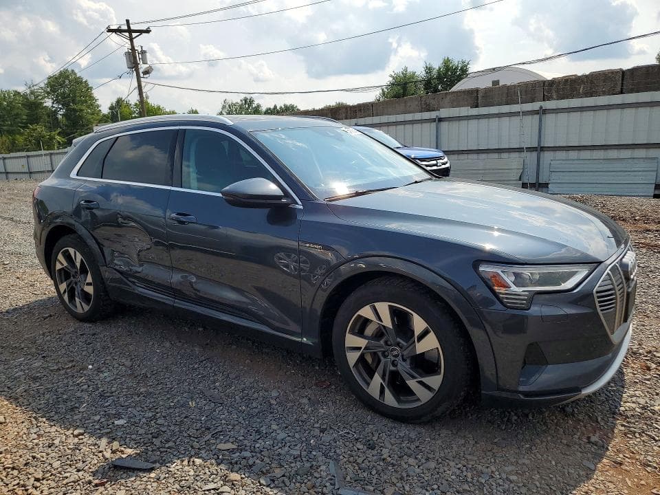 2021 AUDI E-TRON PREMIUM 4