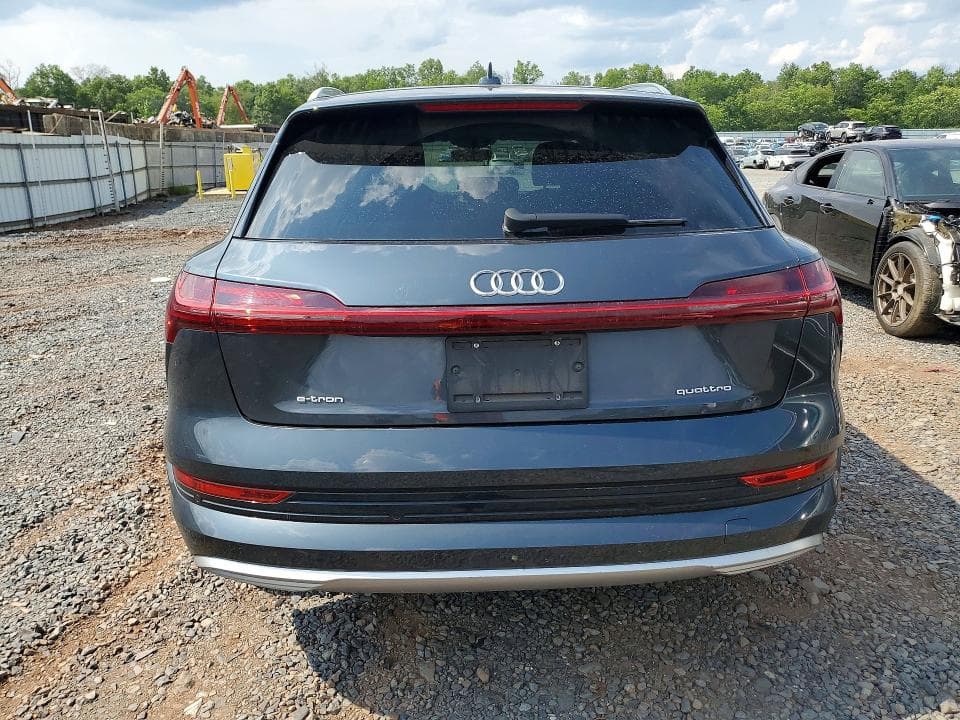 2021 AUDI E-TRON PREMIUM 6
