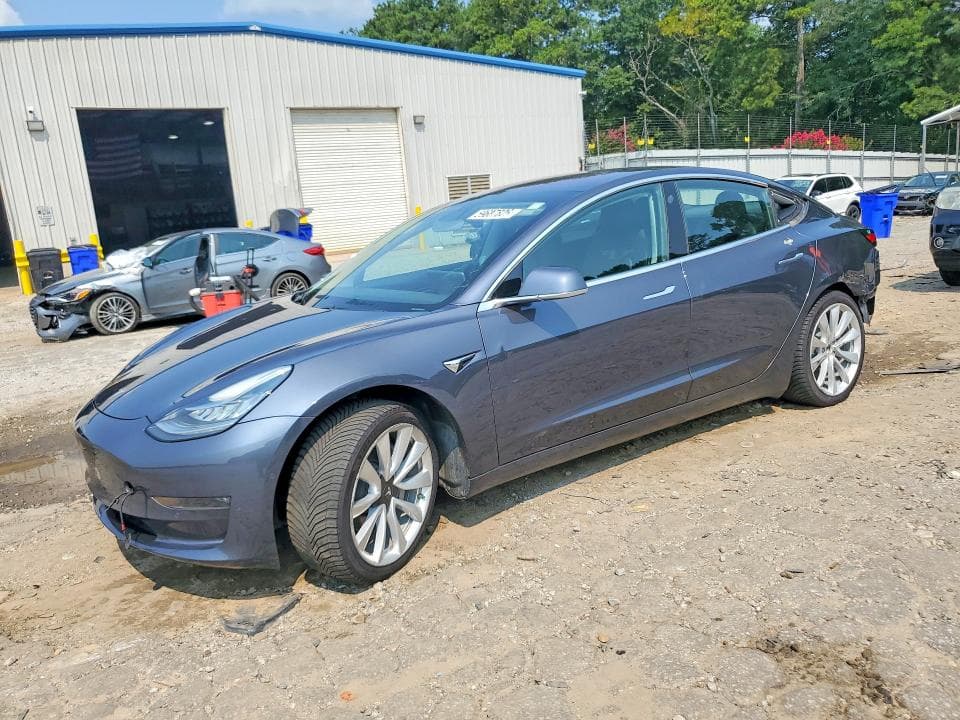 2018 TESLA MODEL 3 - 1