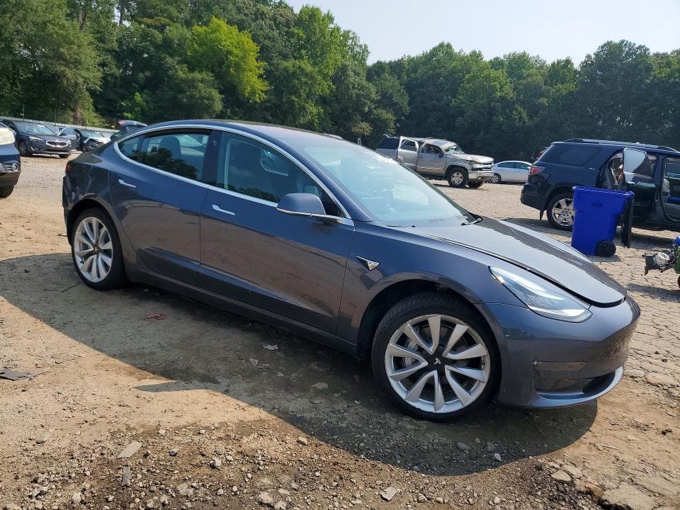 2018 TESLA MODEL 3 4