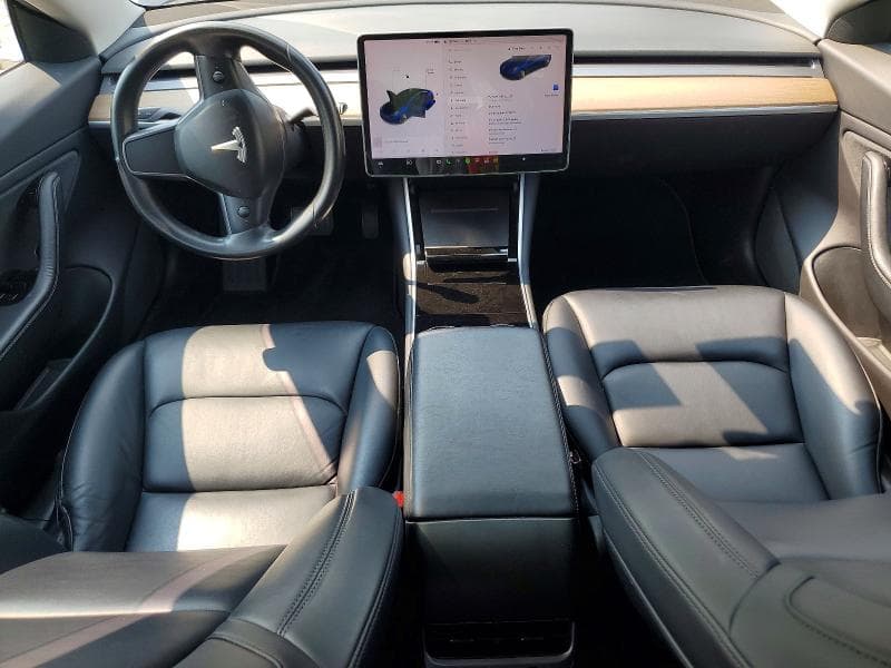 2018 TESLA MODEL 3 8