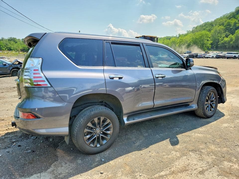 2023 LEXUS GX 460 3