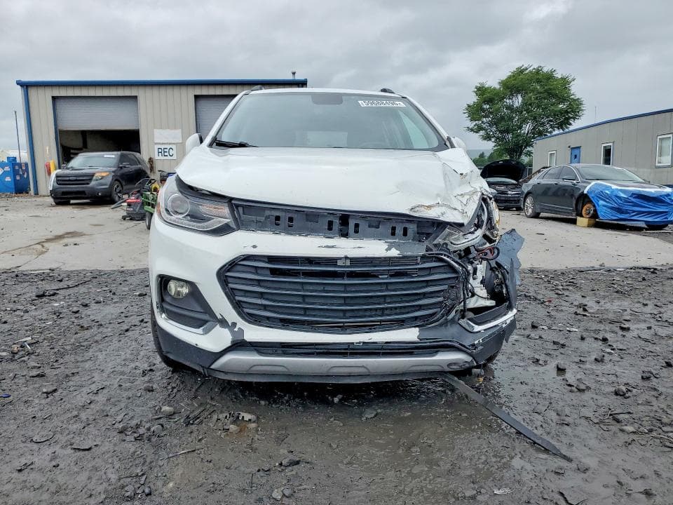 2019 CHEVROLET TRAX 1LT 5