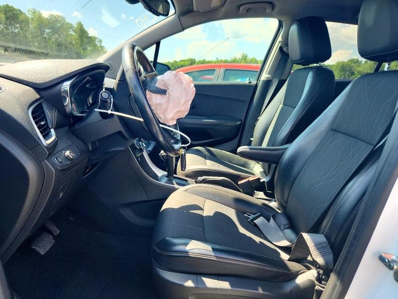 2019 CHEVROLET TRAX 1LT 7