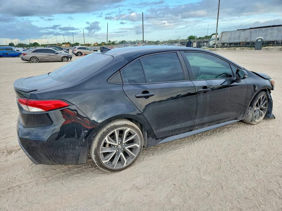 2020 TOYOTA COROLLA SE 3